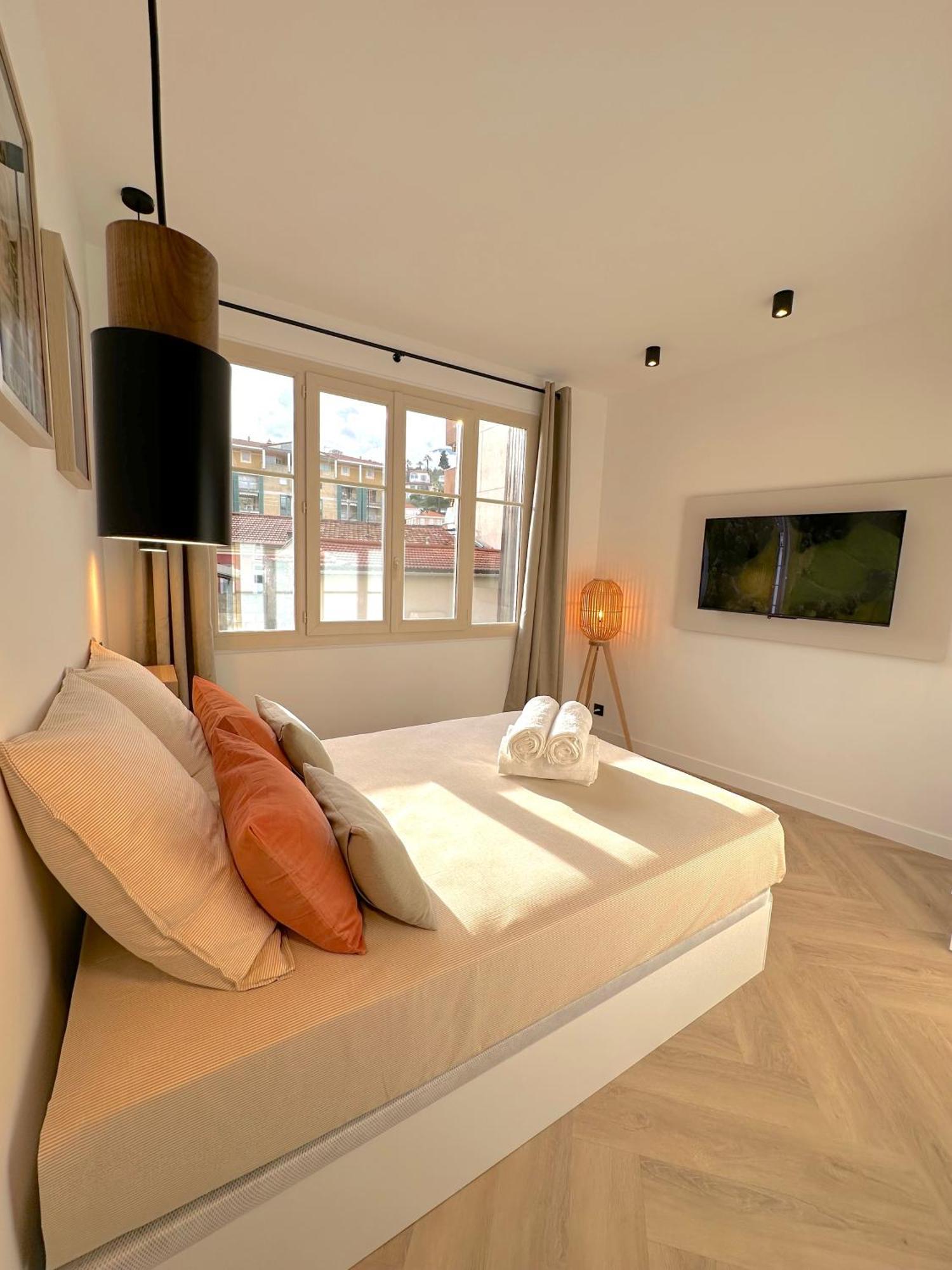 Monaco # Menton - 6 Persons - 2 Bedrooms - Full Renovated - Private Parking - Hypercenter - Clim - Beach And Sun Exteriér fotografie